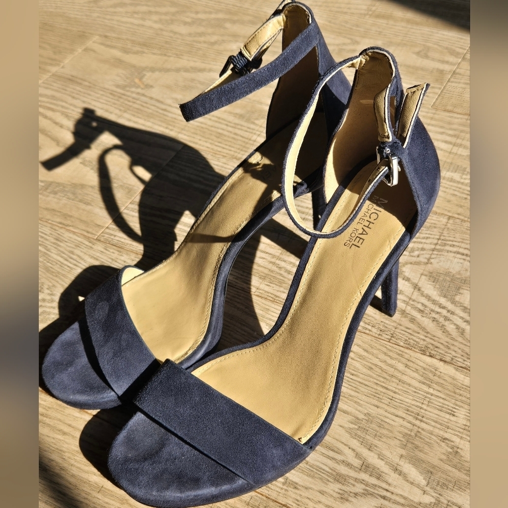 Michael Kors | 'Hutton' Dark Blue Suede Sandals, Size 8.5 - Picture 3 of 9